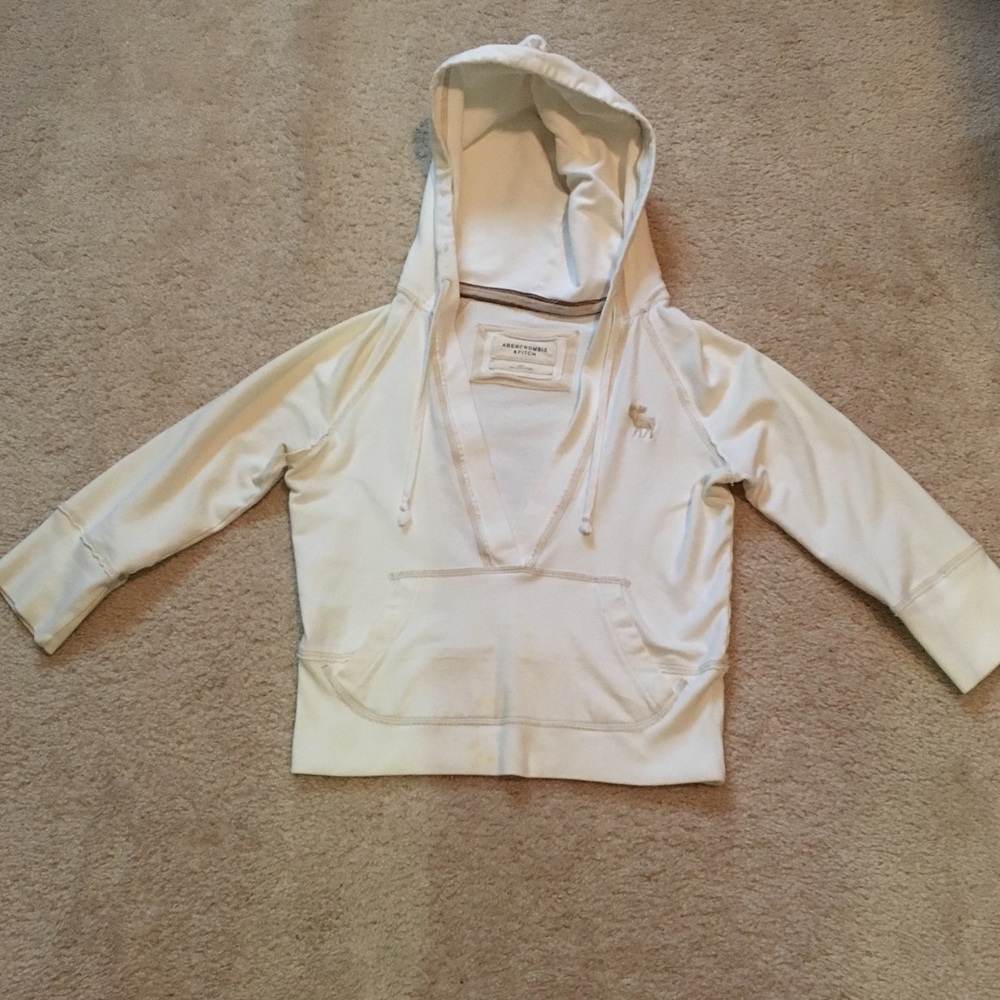 Abercrombie and Fitch short sweater